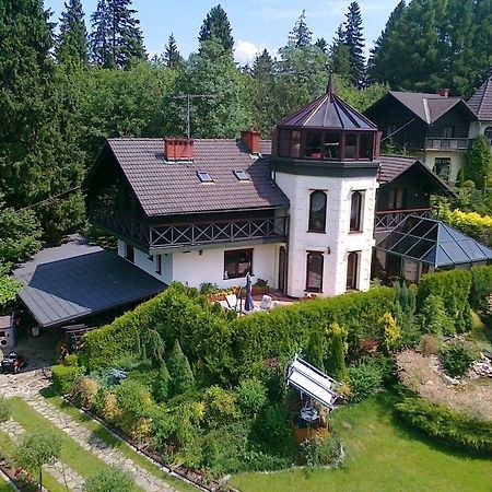 威拉波德哈勒度假屋 Falsztyn 外观 照片
