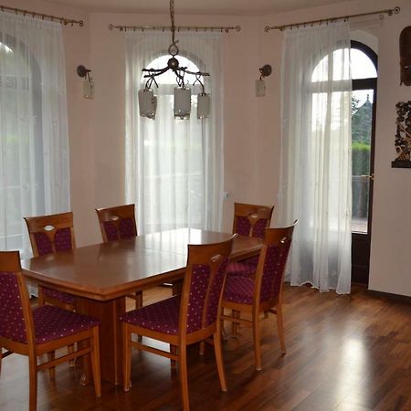 威拉波德哈勒度假屋 Falsztyn 外观 照片